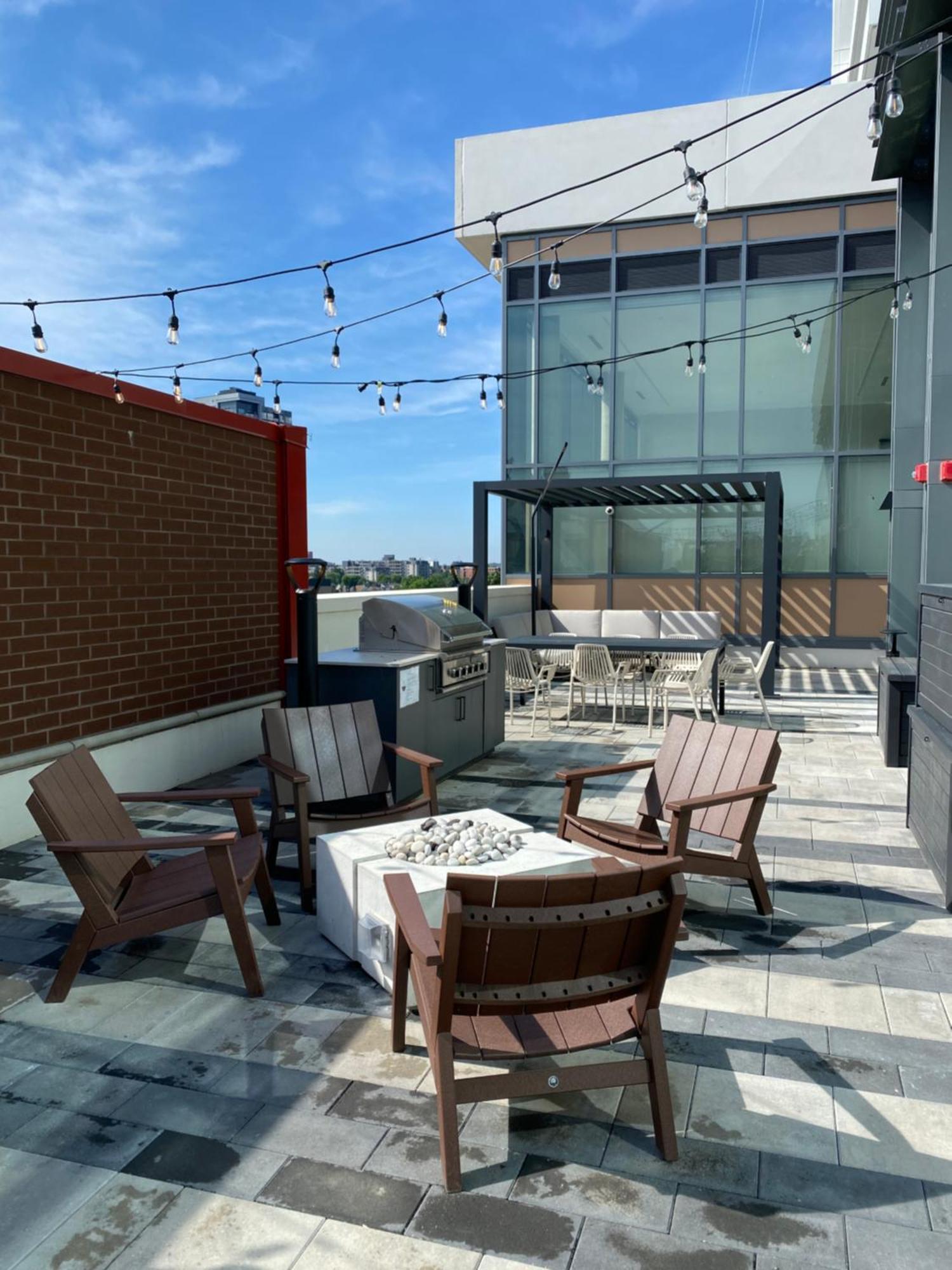 The Union B24 Aparthotel Kitchener Exterior photo