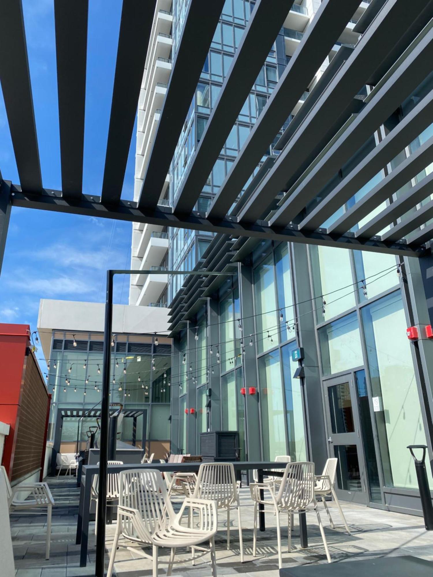 The Union B24 Aparthotel Kitchener Exterior photo